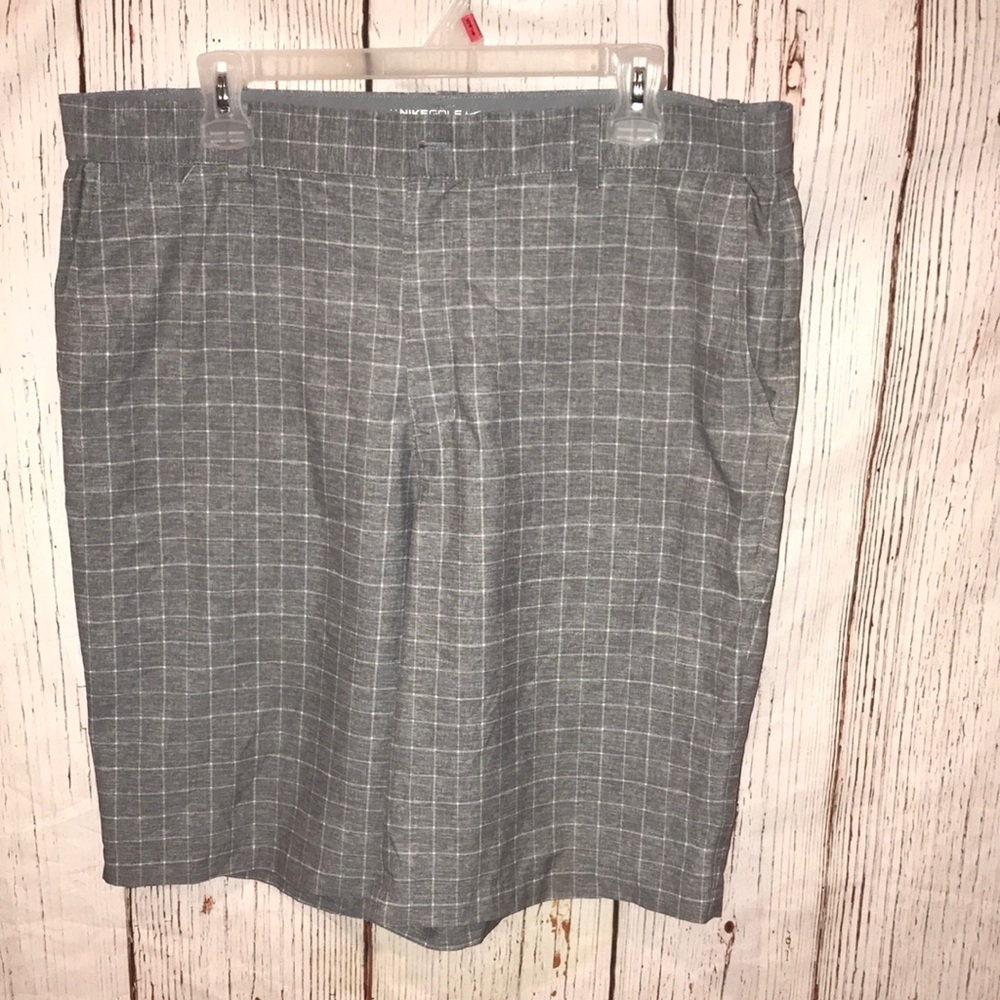 Nike golf shorts